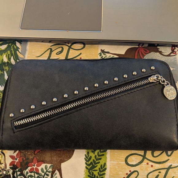 Jessica Simpson Wallet - Picture 3 of 3